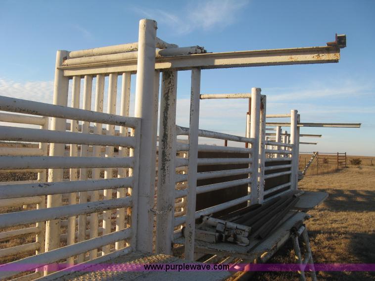 Shop built rodeo bucking chutes in Rock, KS Item K2778 sold Purple Wave