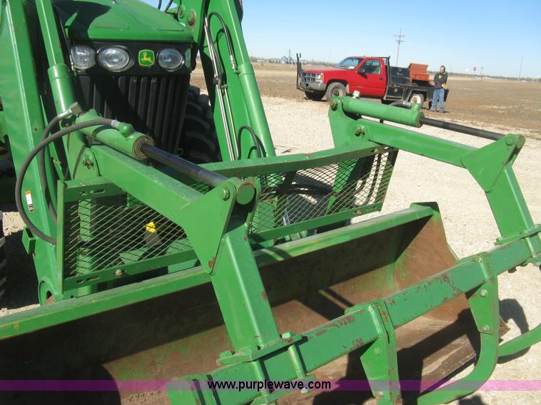 image for item K2787 2008 John Deere 7830 MFWD tractor