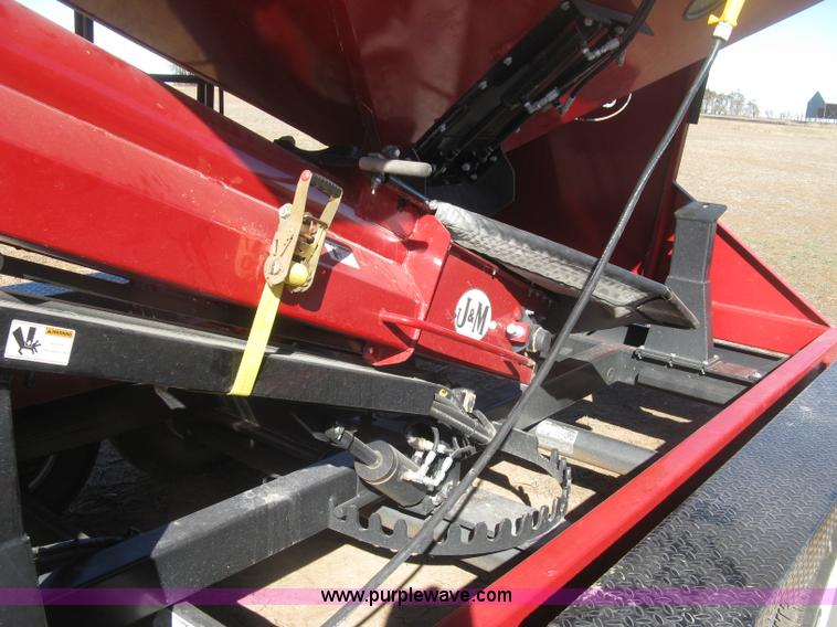 image for item K2792 2013 J&M 375ST SpeedTender trailer