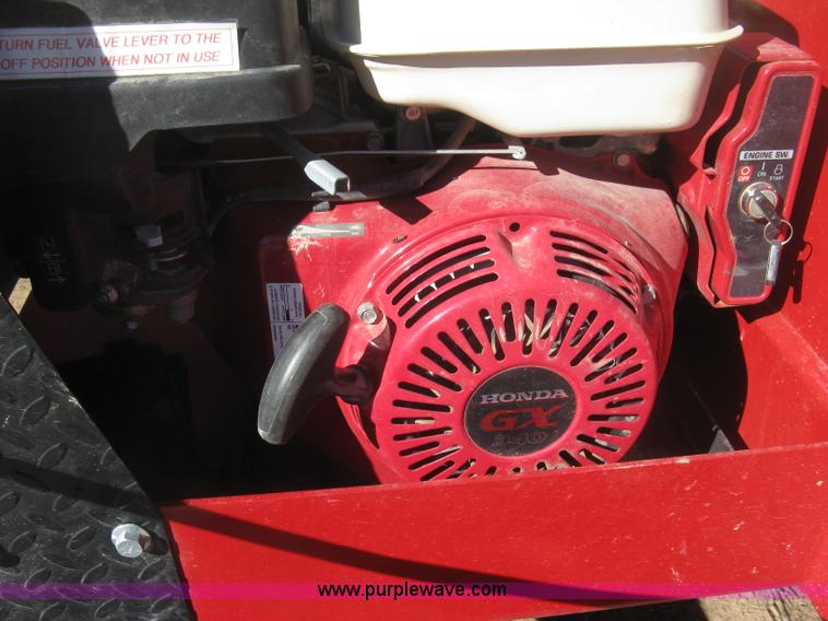 image for item K2792 2013 J&M 375ST SpeedTender trailer