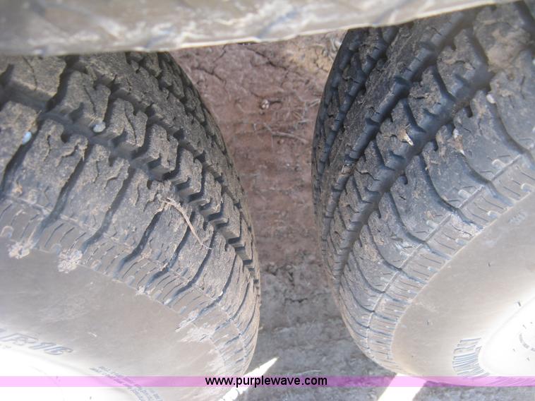 image for item K2792 2013 J&M 375ST SpeedTender trailer