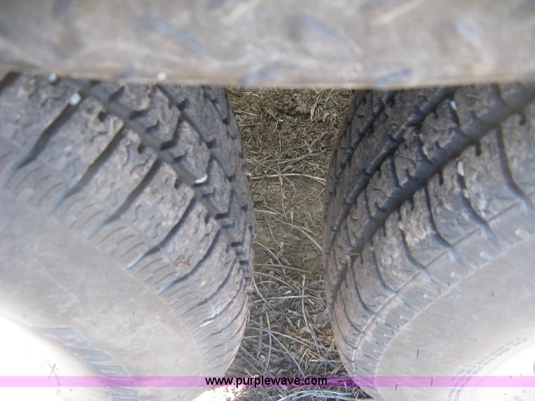 image for item K2793 2011 J&M 375ST Speed Tender trailer