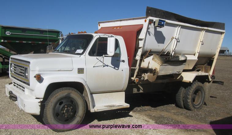 image for item K2795 1973 Chevrolet C60 feed truck