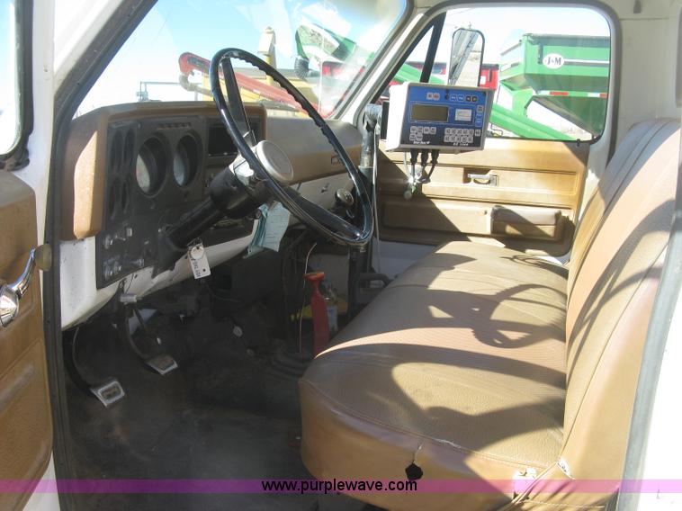 image for item K2795 1973 Chevrolet C60 feed truck