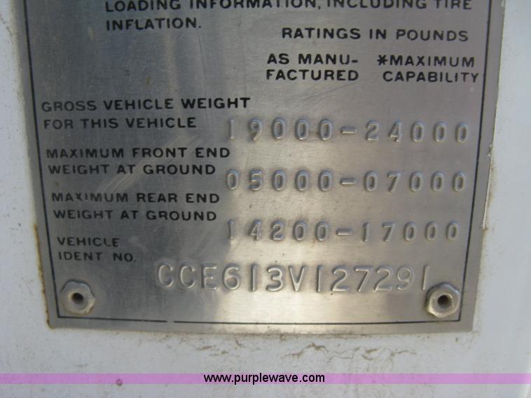 image for item K2795 1973 Chevrolet C60 feed truck