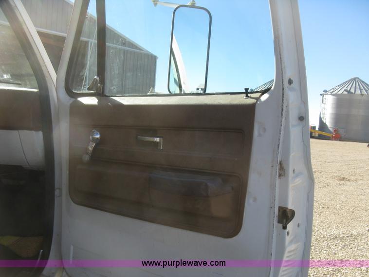 image for item K2795 1973 Chevrolet C60 feed truck