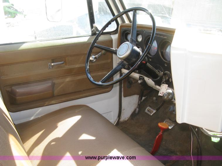 image for item K2795 1973 Chevrolet C60 feed truck