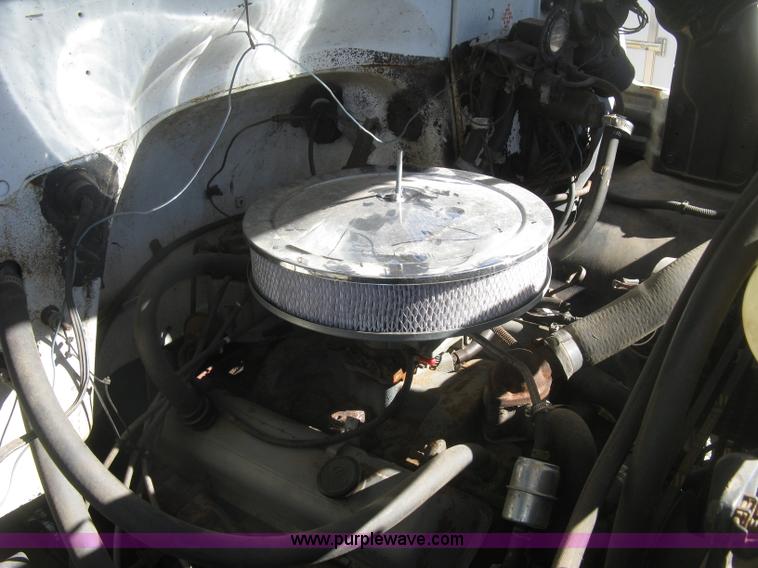 image for item K2795 1973 Chevrolet C60 feed truck