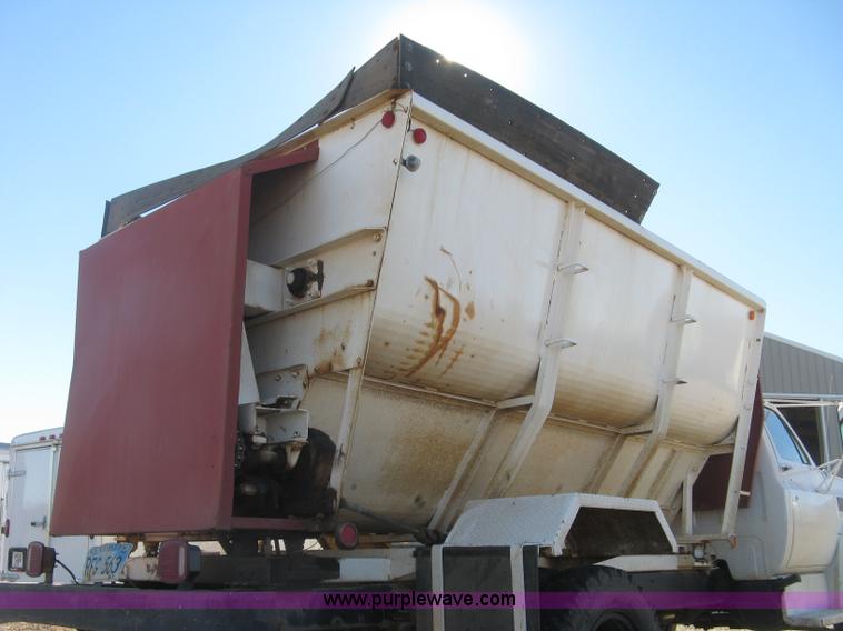 image for item K2795 1973 Chevrolet C60 feed truck