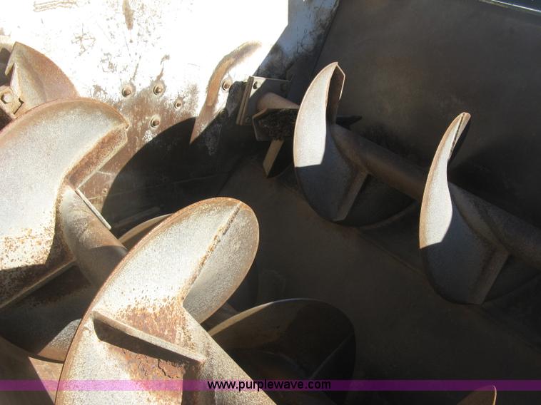 image for item K2795 1973 Chevrolet C60 feed truck