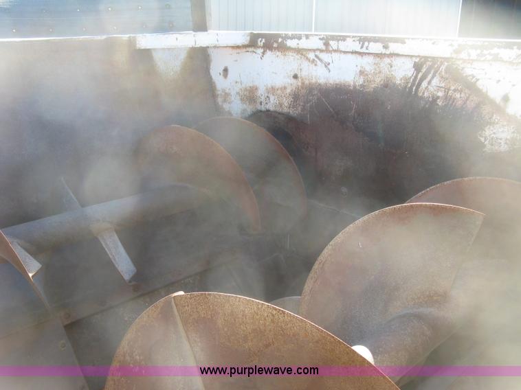 image for item K2795 1973 Chevrolet C60 feed truck