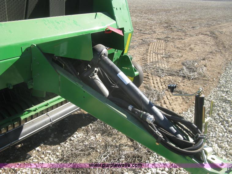 image for item K2798 2012 John Deere 568 round baler