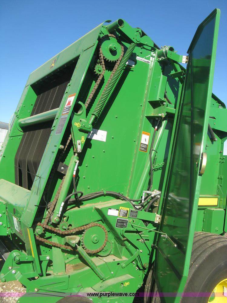 image for item K2798 2012 John Deere 568 round baler