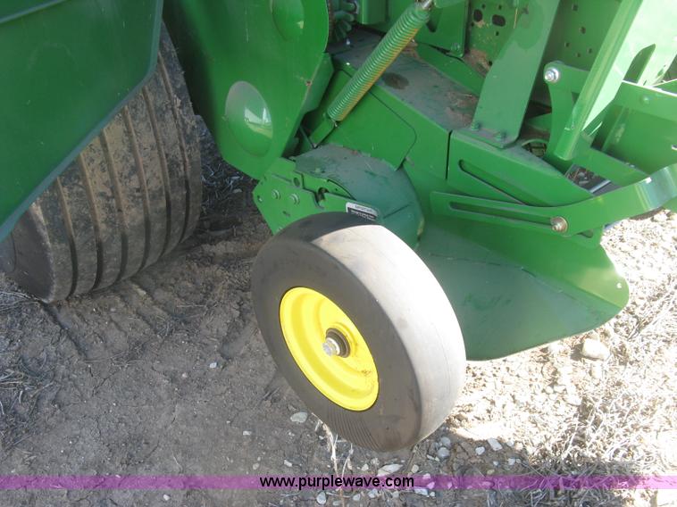 image for item K2798 2012 John Deere 568 round baler