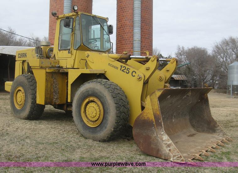 image for item K2830 1985 Clark 125C wheel loader