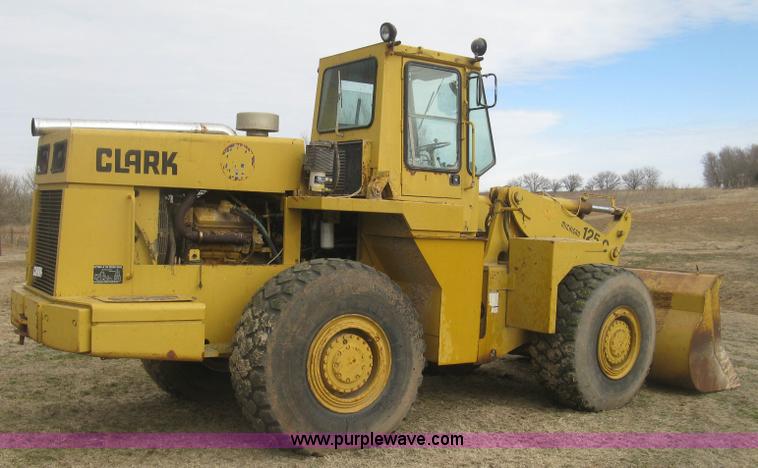image for item K2830 1985 Clark 125C wheel loader