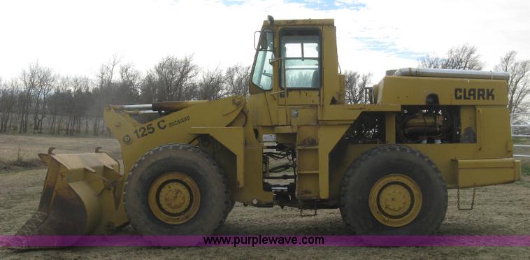 image for item K2830 1985 Clark 125C wheel loader