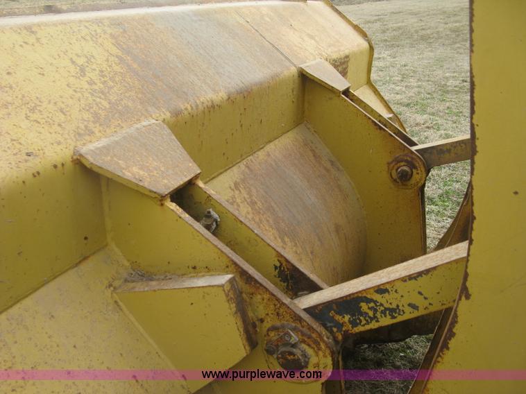 image for item K2830 1985 Clark 125C wheel loader