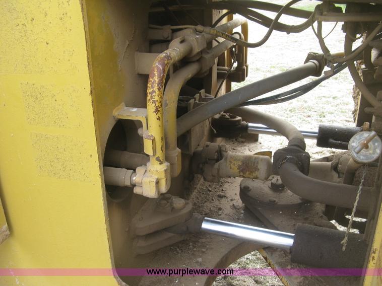 image for item K2830 1985 Clark 125C wheel loader