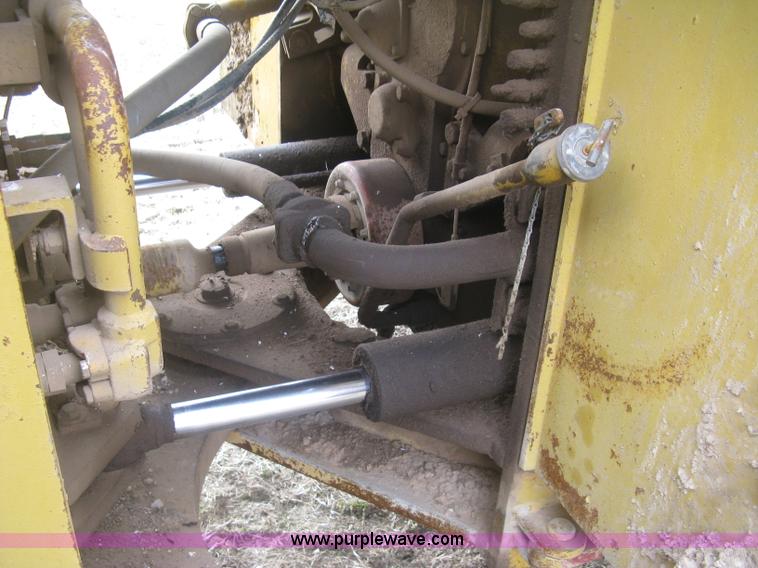 image for item K2830 1985 Clark 125C wheel loader