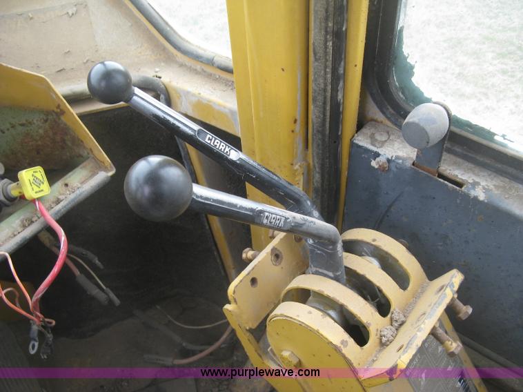 image for item K2830 1985 Clark 125C wheel loader