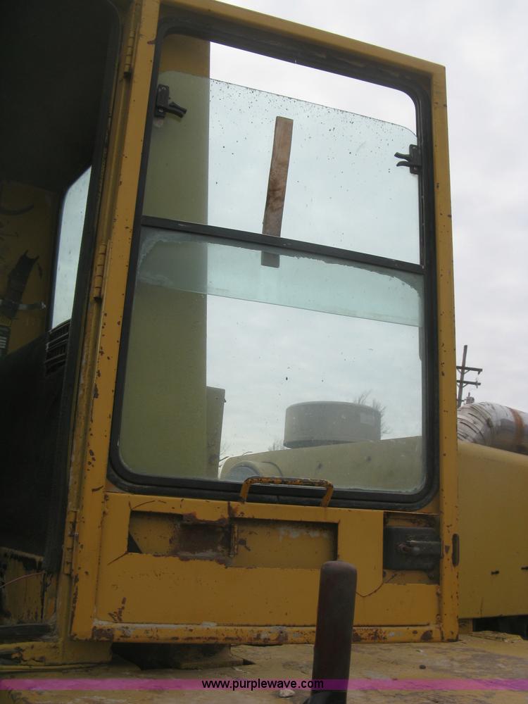 image for item K2830 1985 Clark 125C wheel loader