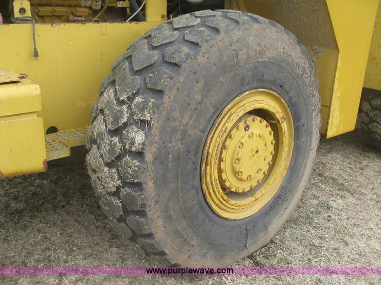 image for item K2830 1985 Clark 125C wheel loader