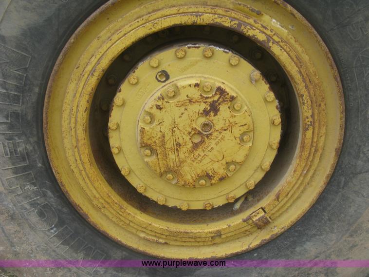 image for item K2830 1985 Clark 125C wheel loader