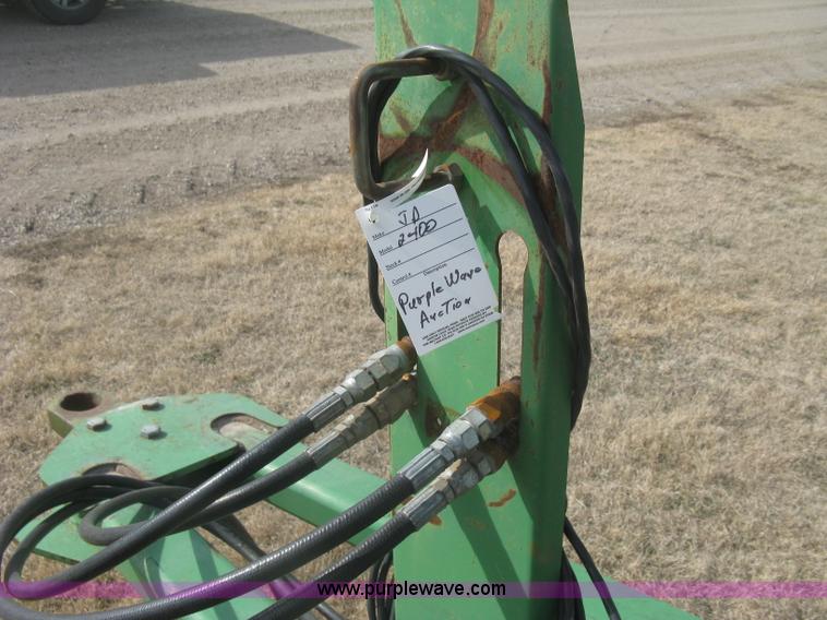 image for item K2873 2002 John Deere 2400 folding chisel plow