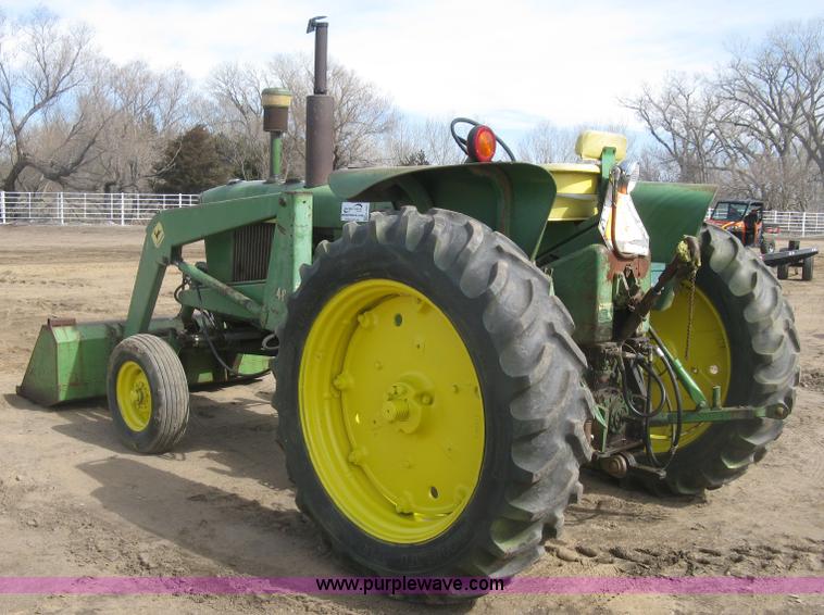 image for item K2905 John Deere 3010 tractor