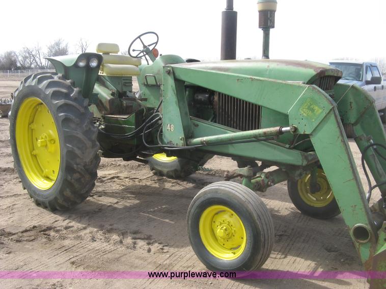 image for item K2905 John Deere 3010 tractor