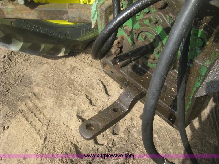 image for item K2905 John Deere 3010 tractor