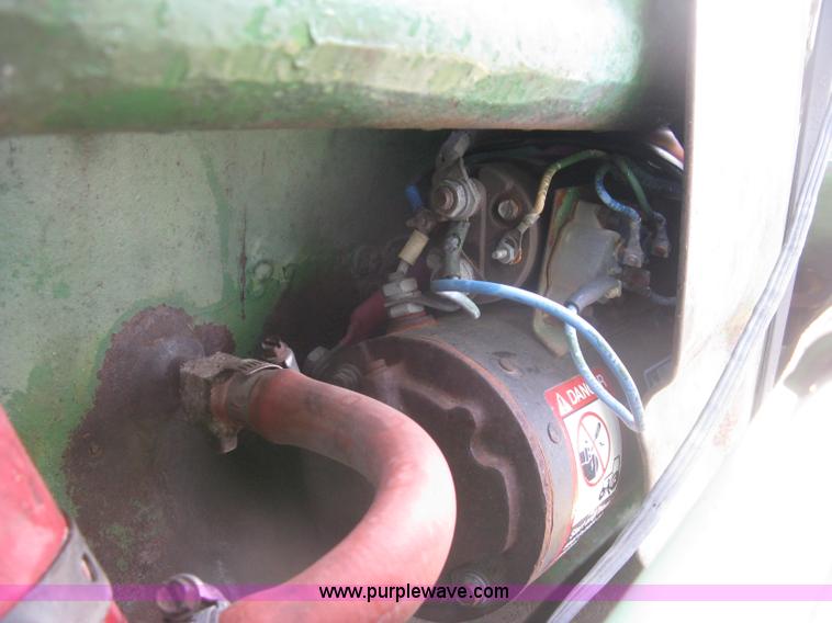 image for item K2905 John Deere 3010 tractor