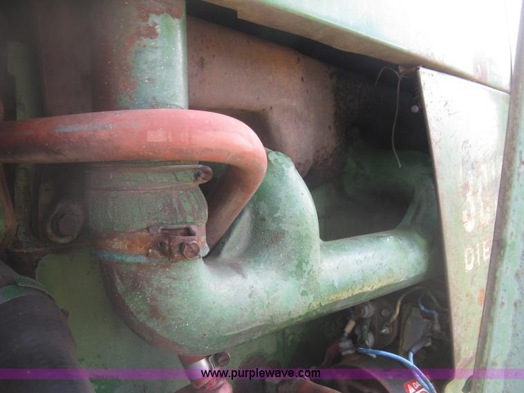 image for item K2905 John Deere 3010 tractor