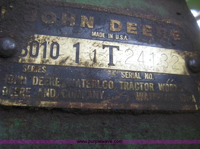 image for item K2905 John Deere 3010 tractor