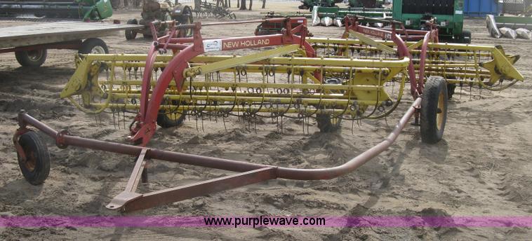 image for item K2910 New Holland hay rakes with tandem hitch