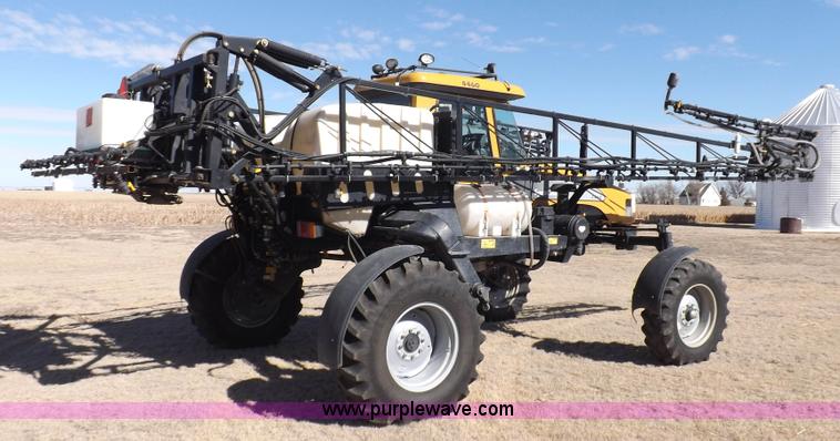 image for item K3199 2013 SpraCoupe 4460 self-propelled sprayer