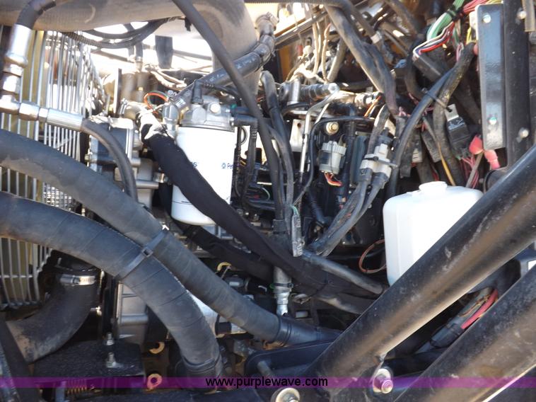 image for item K3199 2013 SpraCoupe 4460 self-propelled sprayer