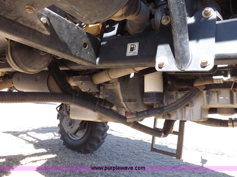 image for item K3199 2013 SpraCoupe 4460 self-propelled sprayer