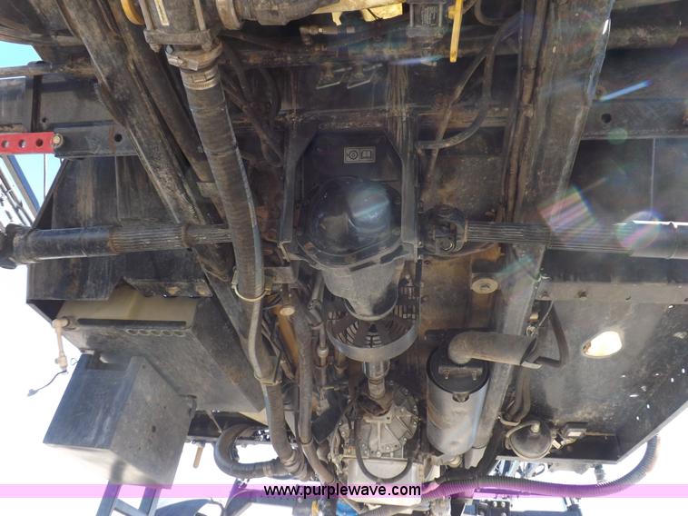 image for item K3199 2013 SpraCoupe 4460 self-propelled sprayer