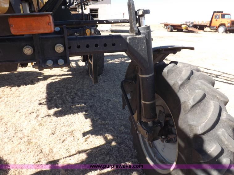 image for item K3199 2013 SpraCoupe 4460 self-propelled sprayer