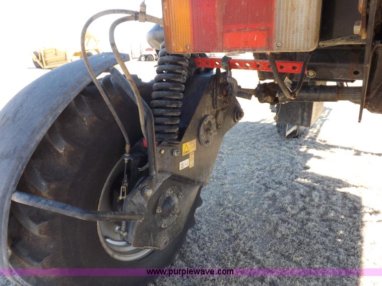 image for item K3199 2013 SpraCoupe 4460 self-propelled sprayer