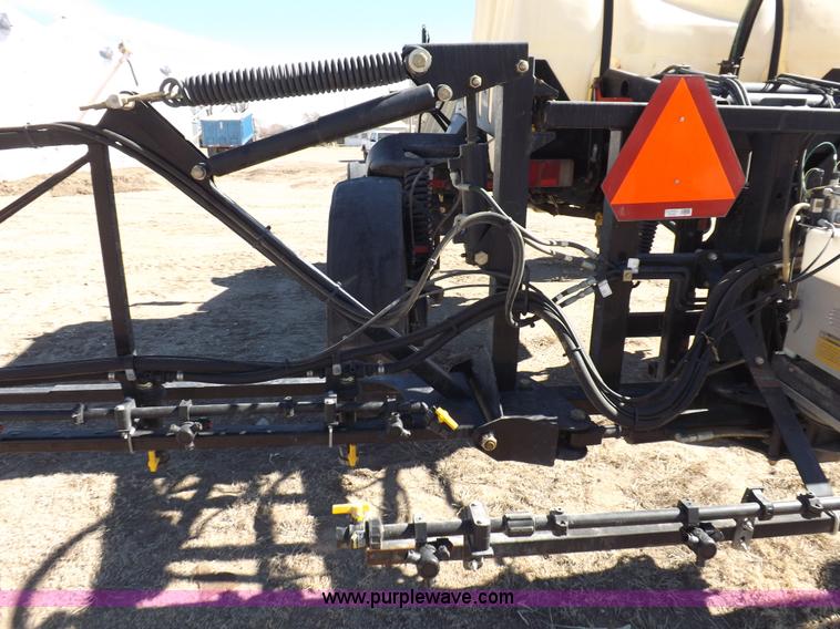 image for item K3199 2013 SpraCoupe 4460 self-propelled sprayer