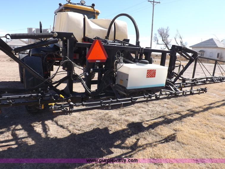 image for item K3199 2013 SpraCoupe 4460 self-propelled sprayer