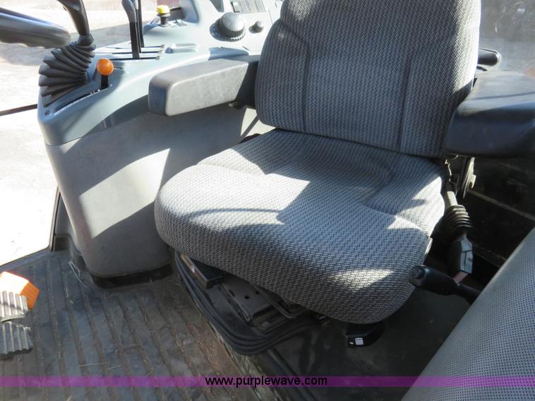 image for item K7085 2002 Case IH MX110 tractor