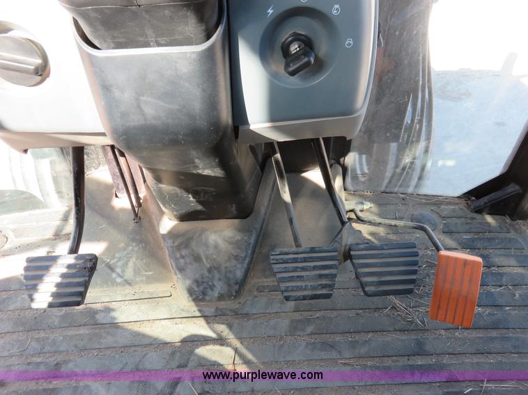 image for item K7085 2002 Case IH MX110 tractor