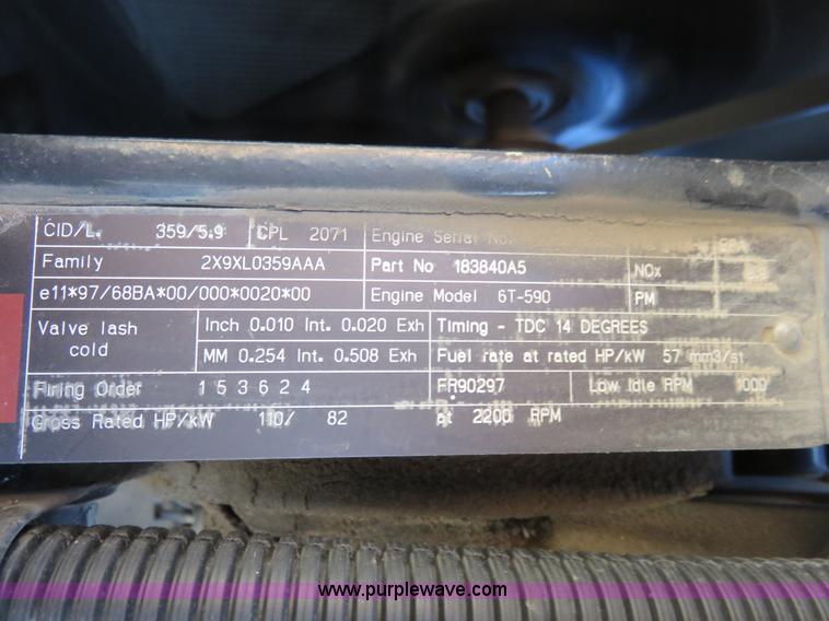 image for item K7085 2002 Case IH MX110 tractor