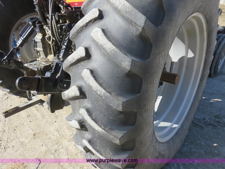 image for item K7085 2002 Case IH MX110 tractor