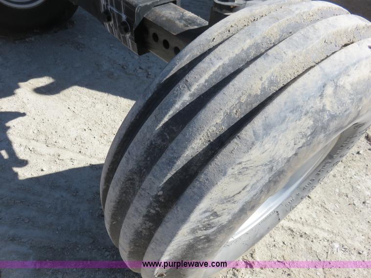 image for item K7085 2002 Case IH MX110 tractor