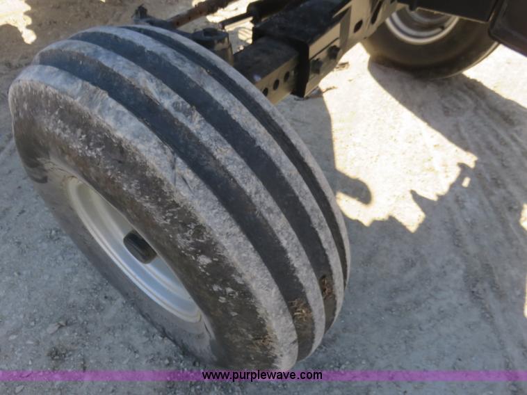 image for item K7085 2002 Case IH MX110 tractor